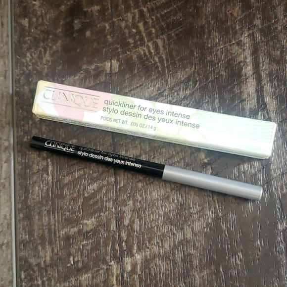 Clinique Quickliner for eyes intense - Picture 1 of 10